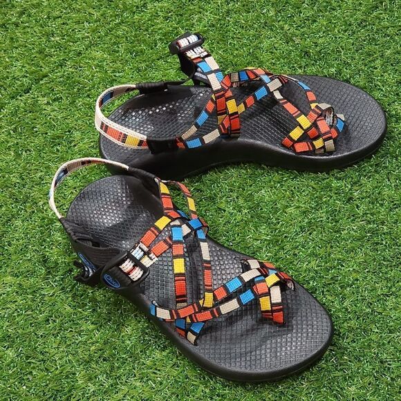 CHACO Classic - Women's Sandals - SIZE  8 - Picture 1 of 9